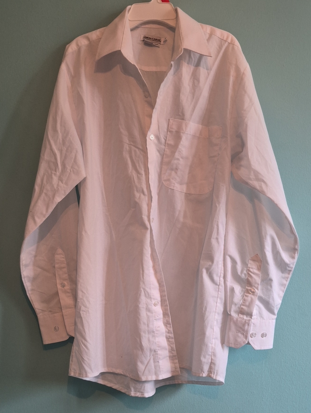 Arrow Men’s White Long-Sleeve Dress Shirt with Chest Pocket